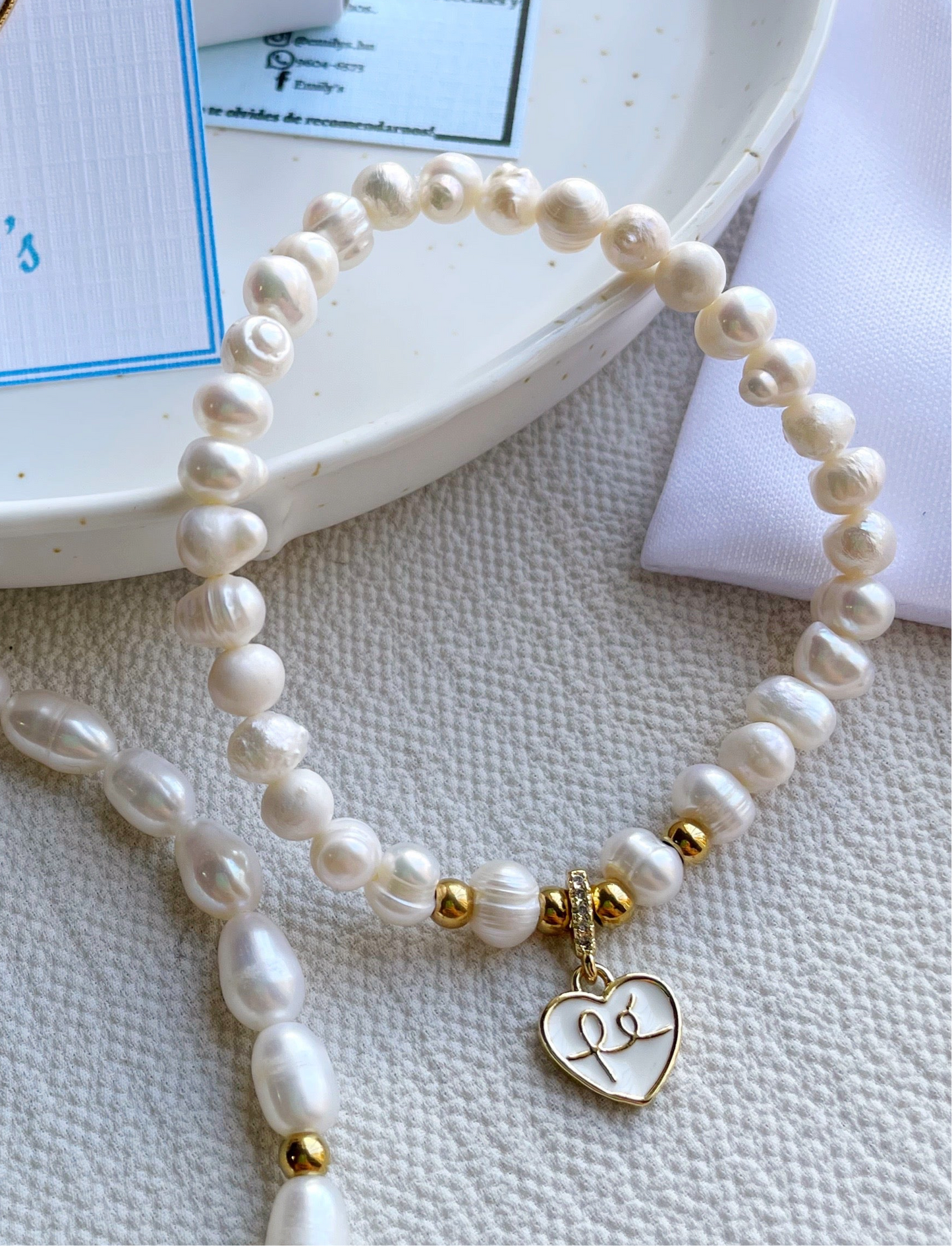 Pulsera perlas con corazón fe