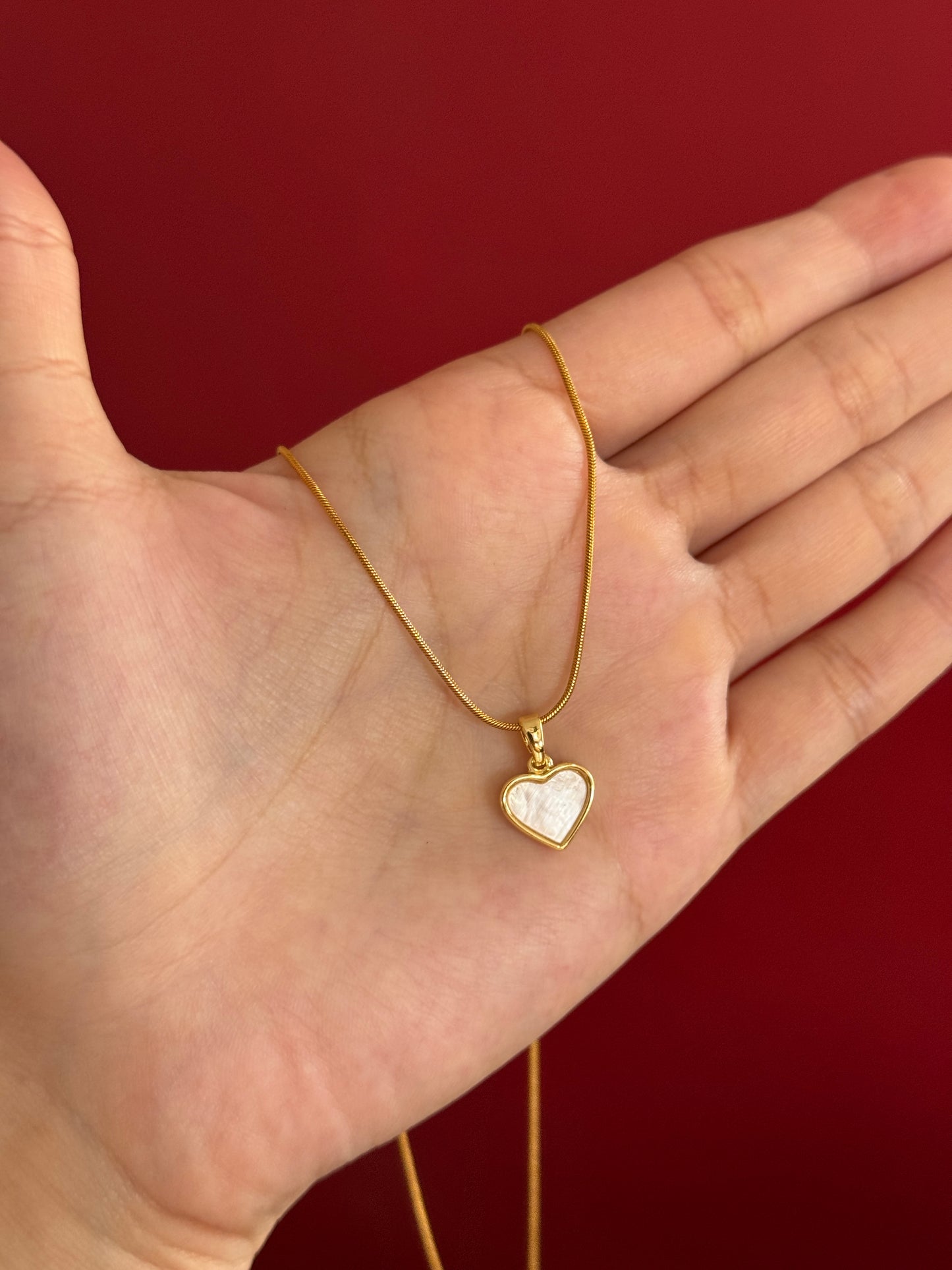 Cadena corazón nácar