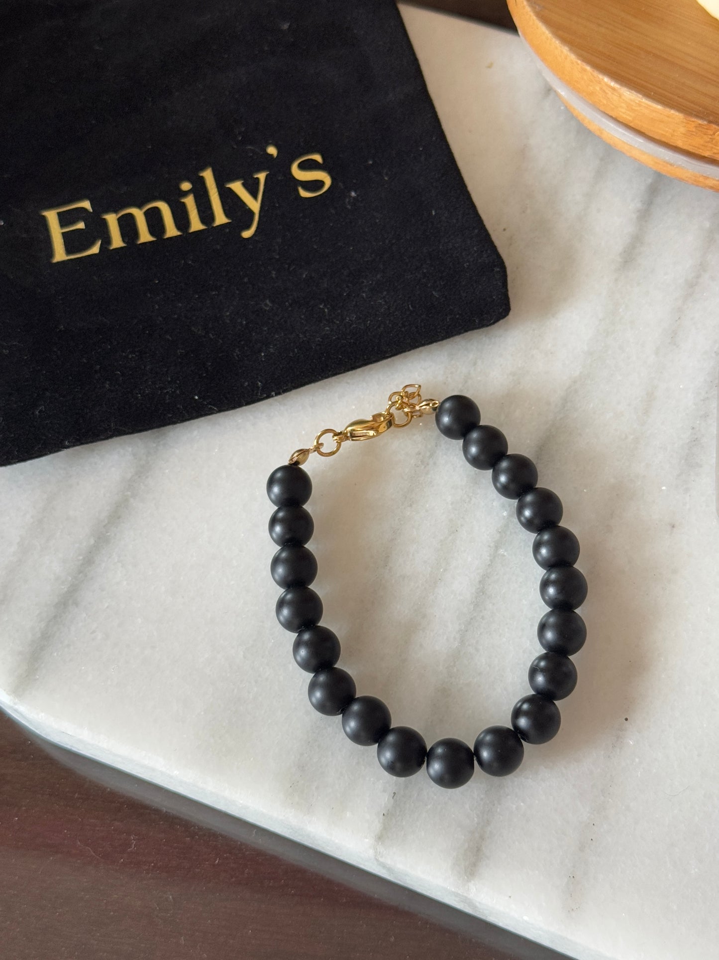 Pulsera ónix mate con broche