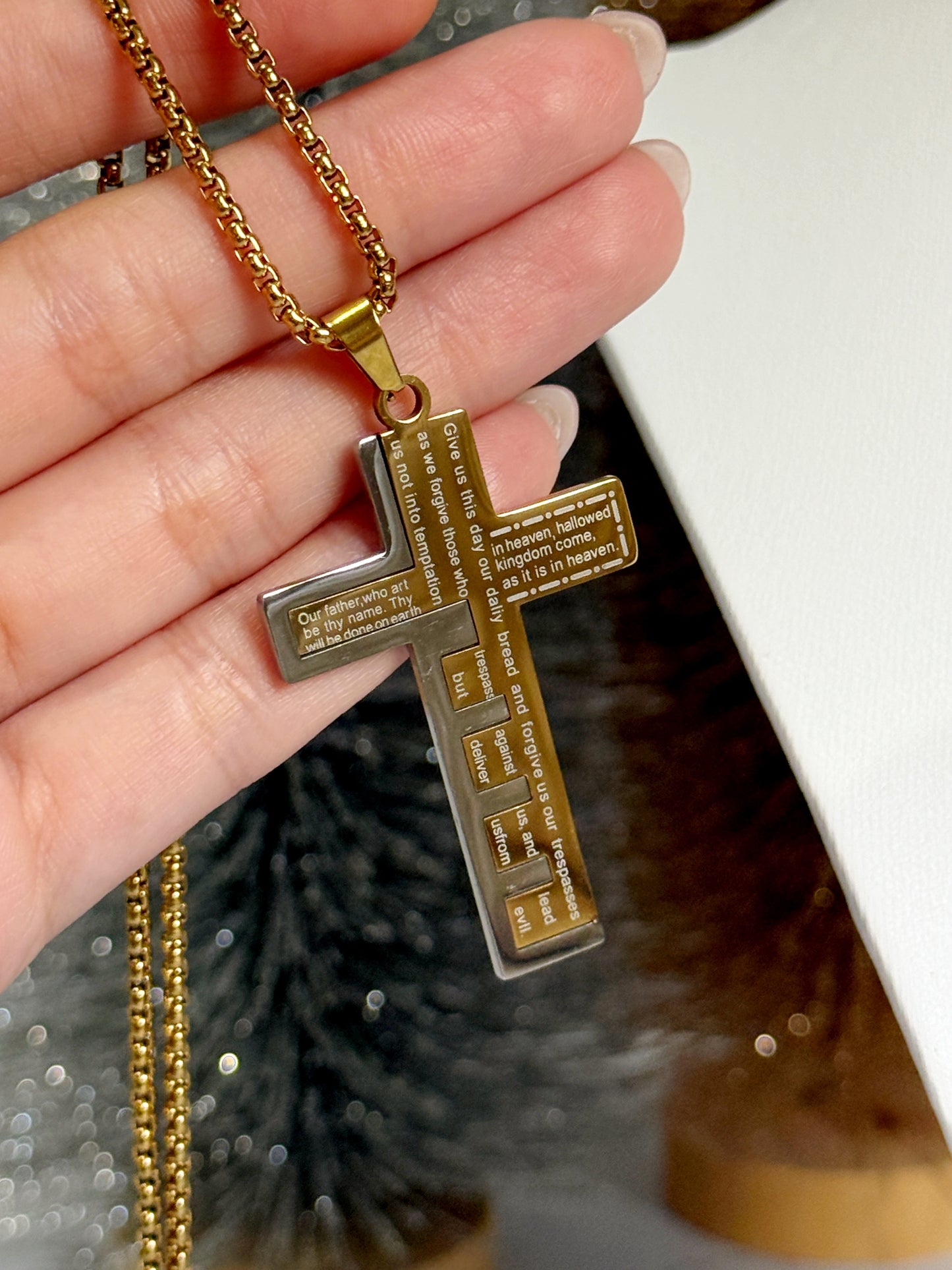 Cadena Cruz Padre Nuestro