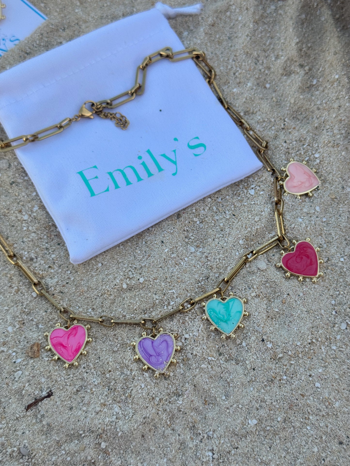 Cadena corazones pasteles