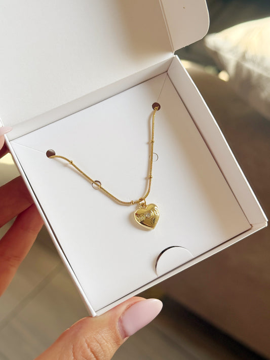 Cadena balines con corazón MOM✨