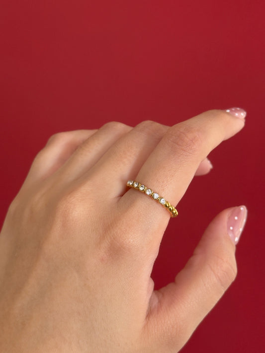 Anillo balines y zirconias