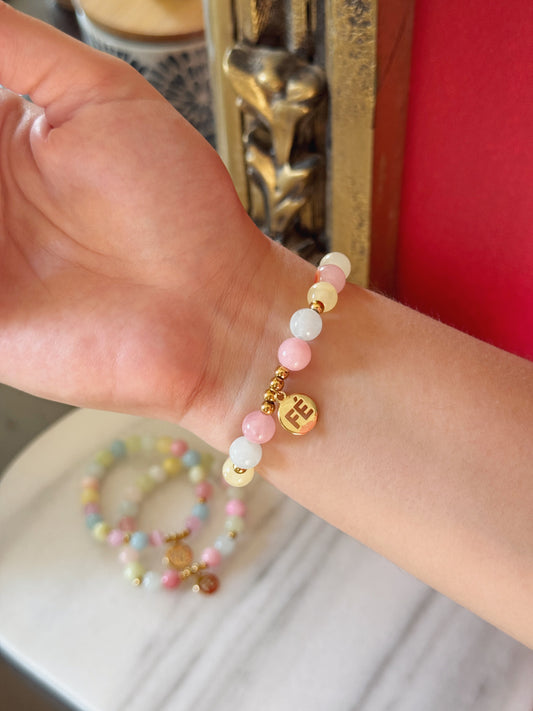 Pulsera de agatas con medalla de fe