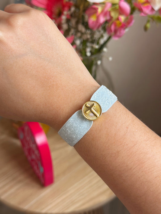 Strap elástica con dije religioso