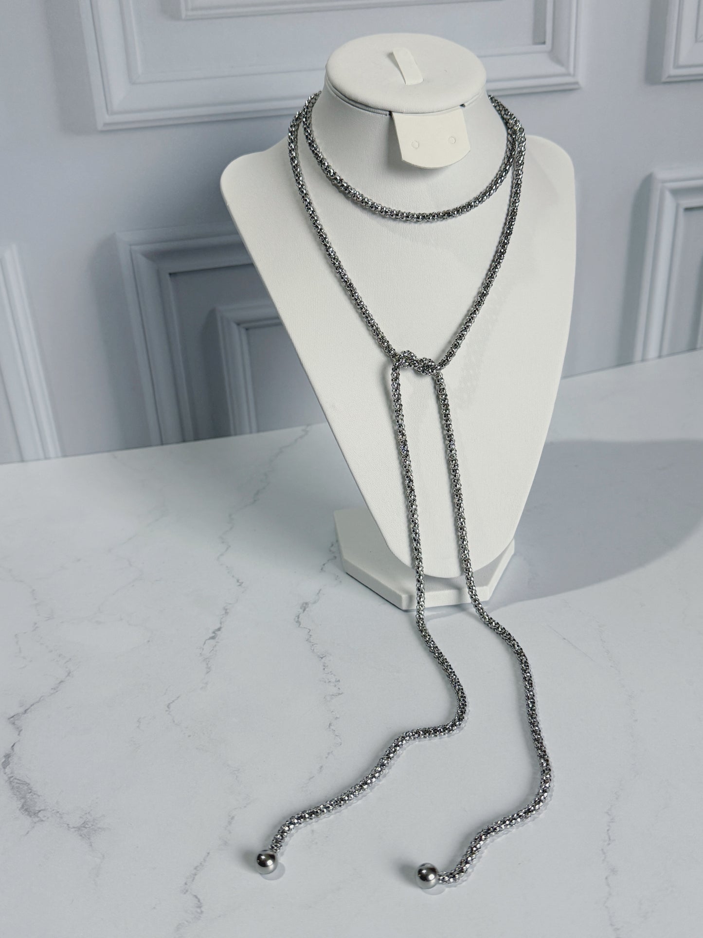 Collar largo tipo rope plateado