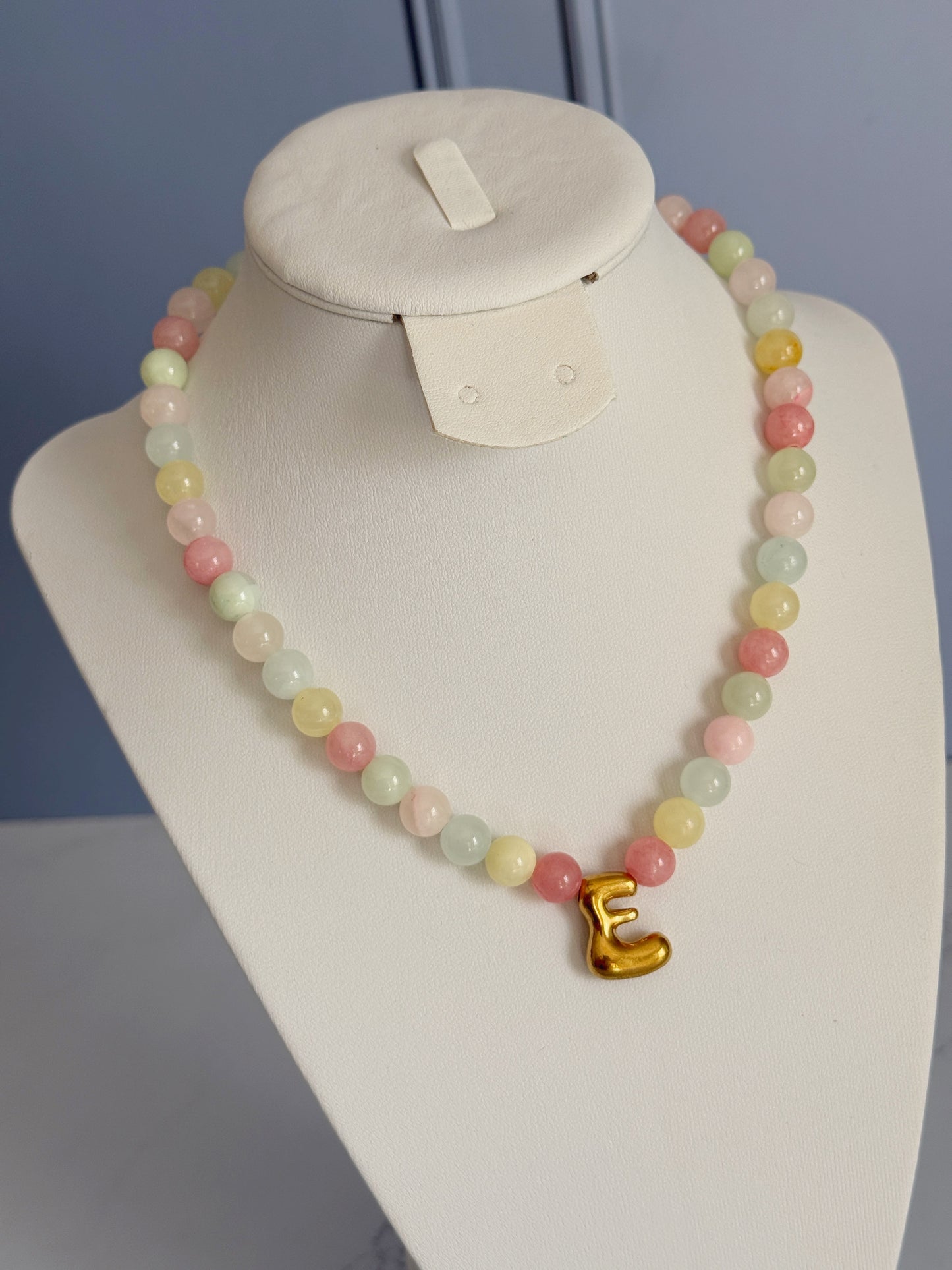 Collar ágatas con inicial