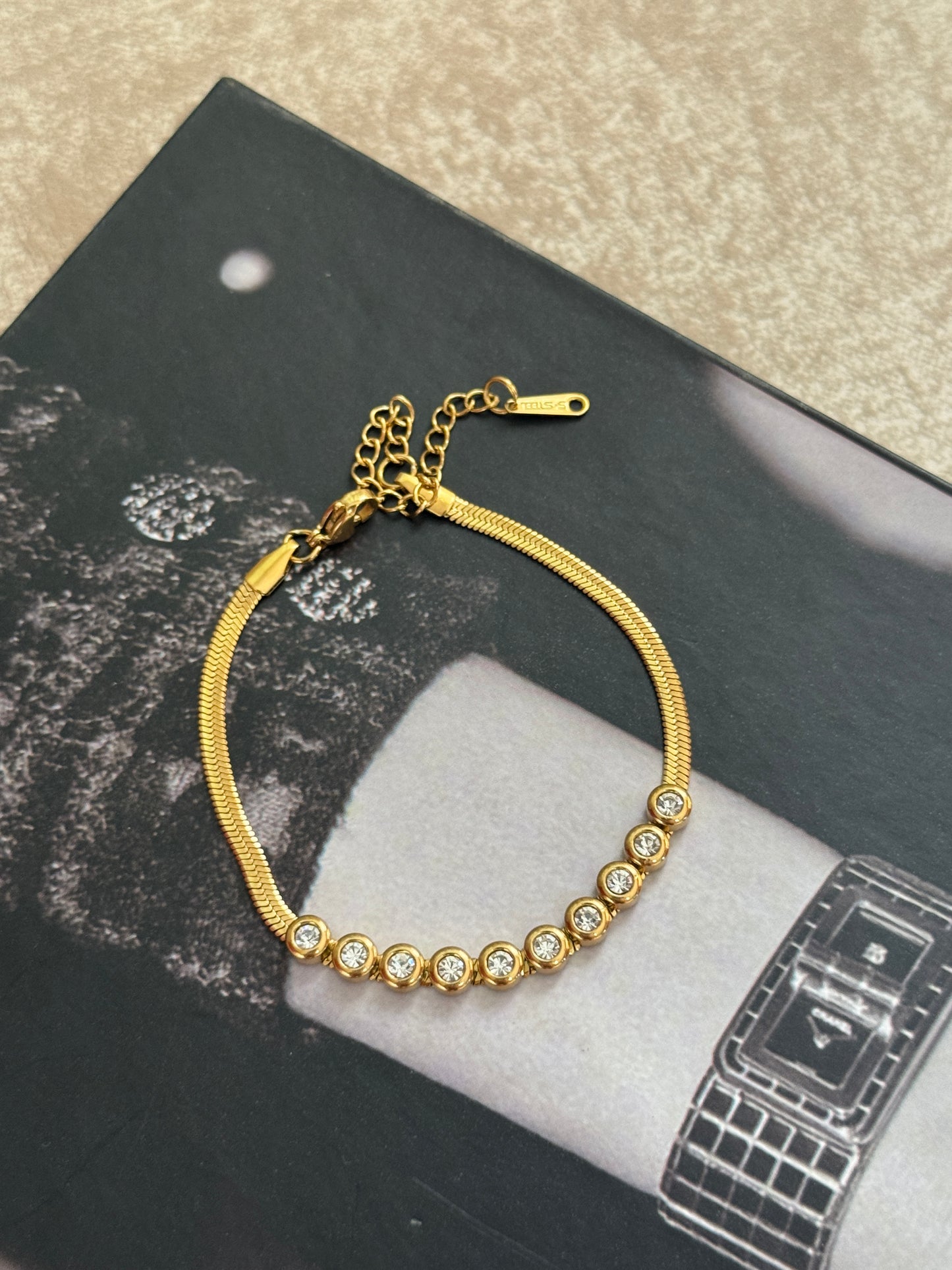 Snake con dots zirconias
