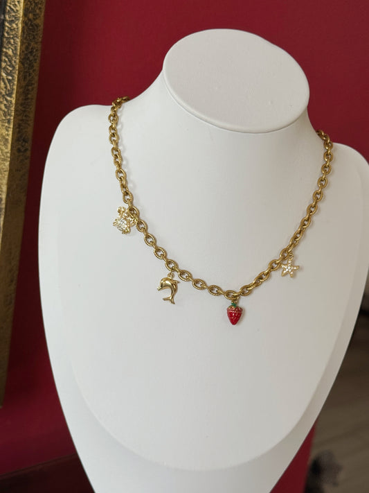 Fresa charms necklace