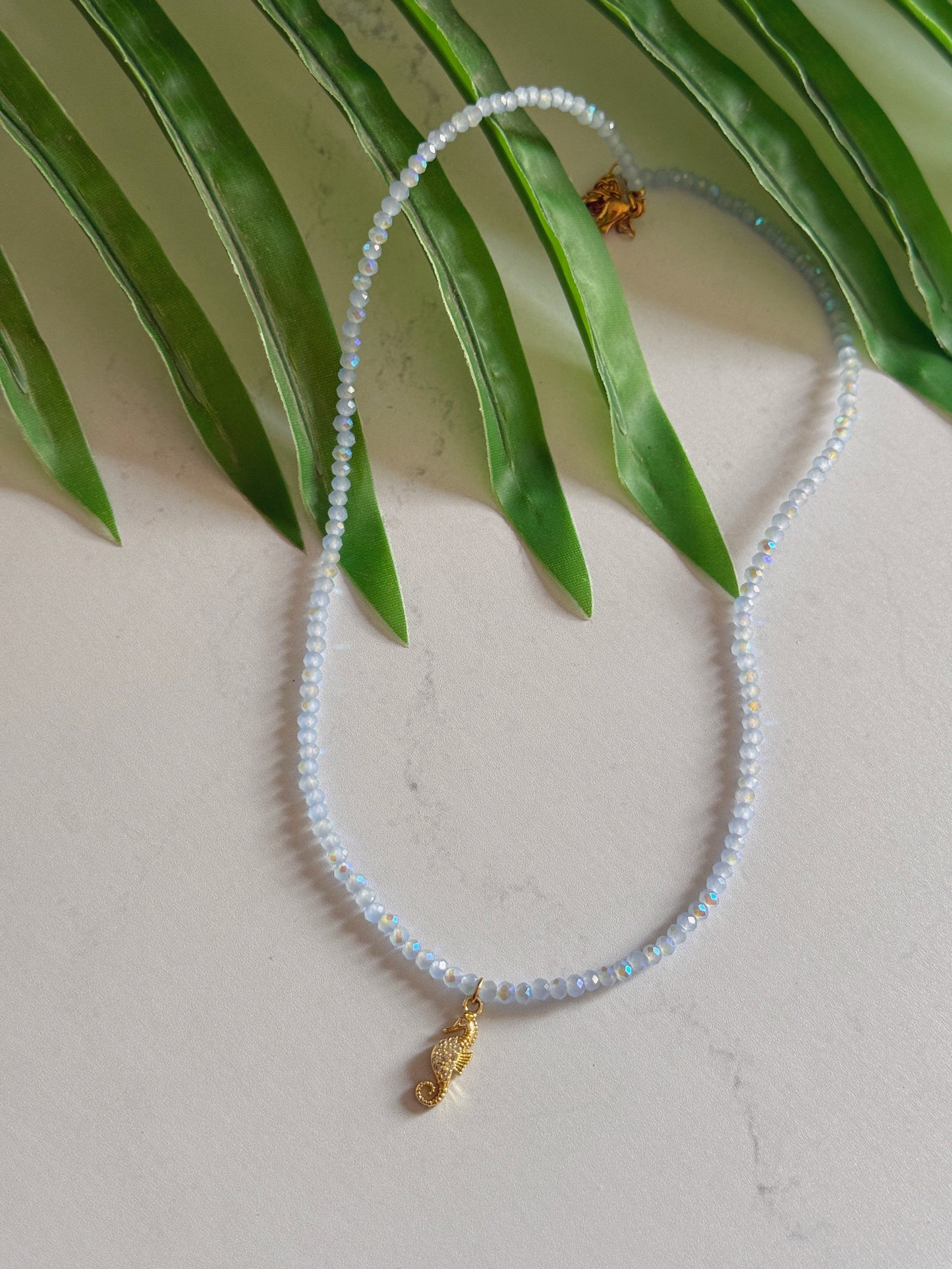 Collar cristales con caballito