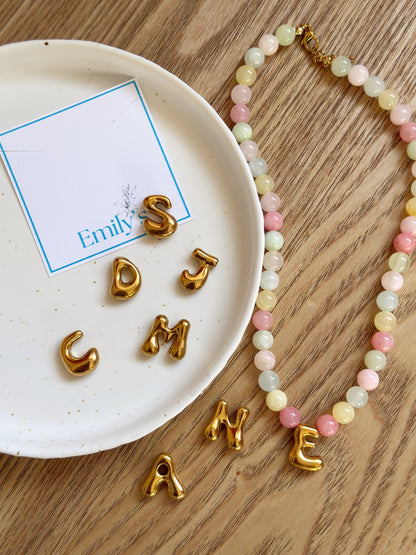 Collar ágatas con inicial