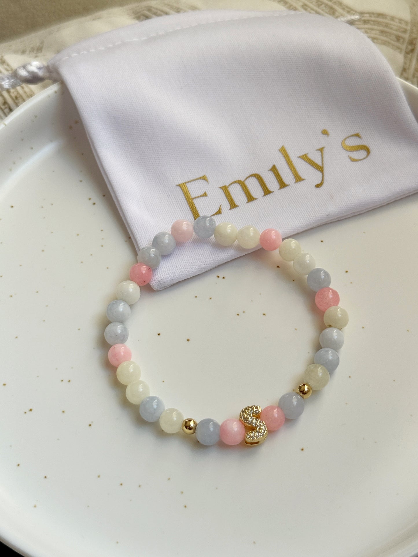 Pulseras piedra jade con inicial