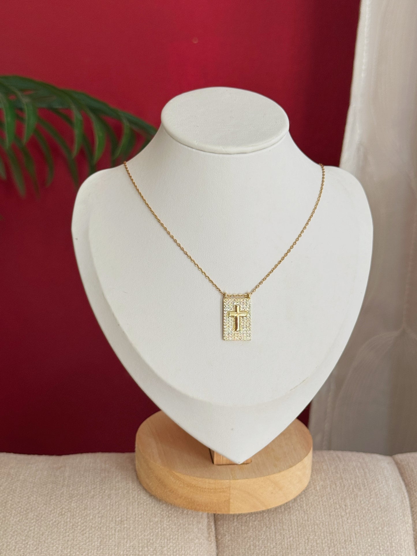 Cadena medalla de Cruz zirconias