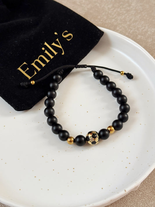 Pulsera ónix mate con balón de fútbol