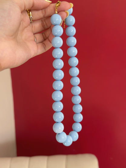 Collar bola de chicle celeste