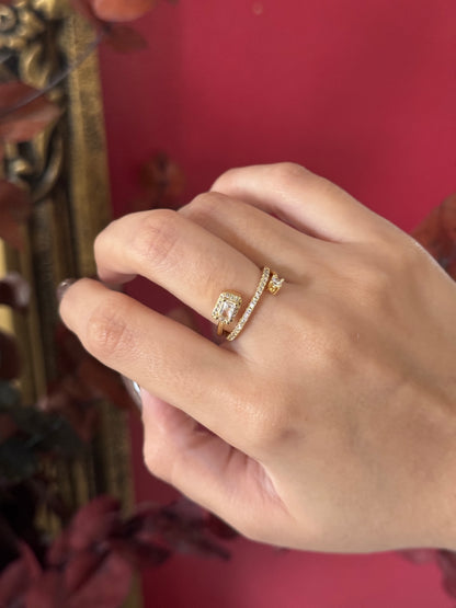 Anillo zirconias