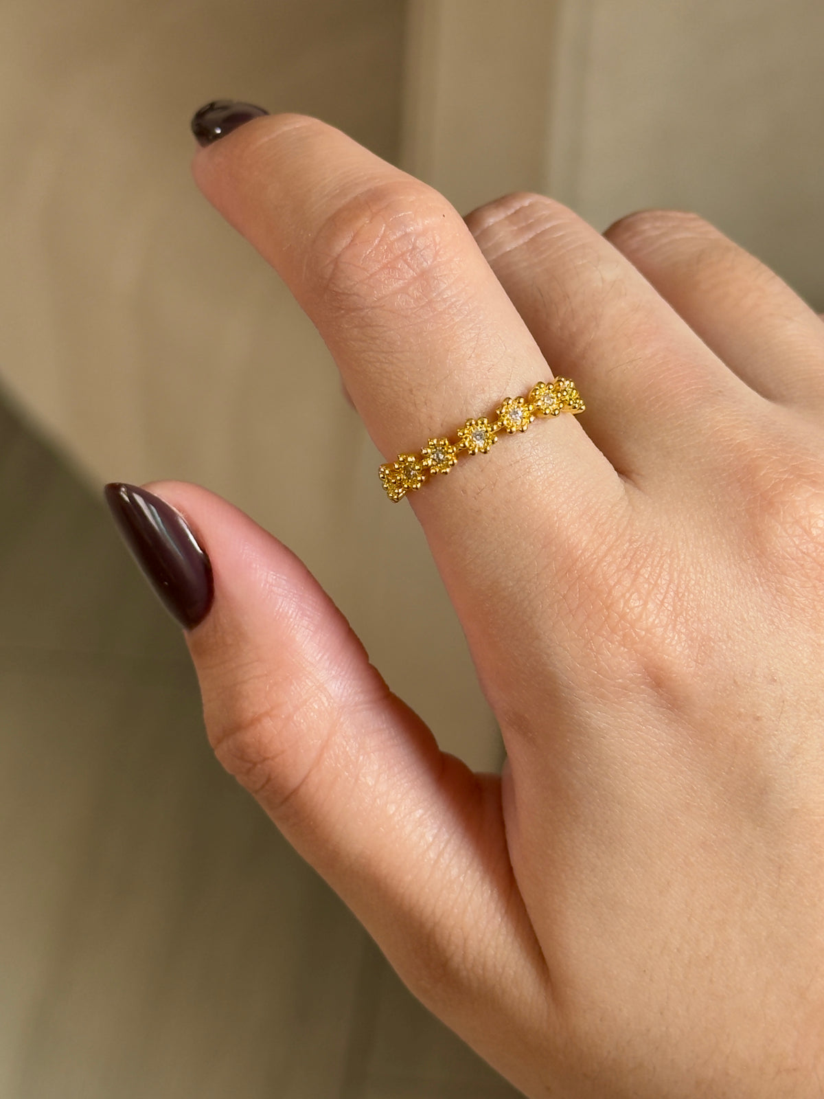 Anillo mini flores