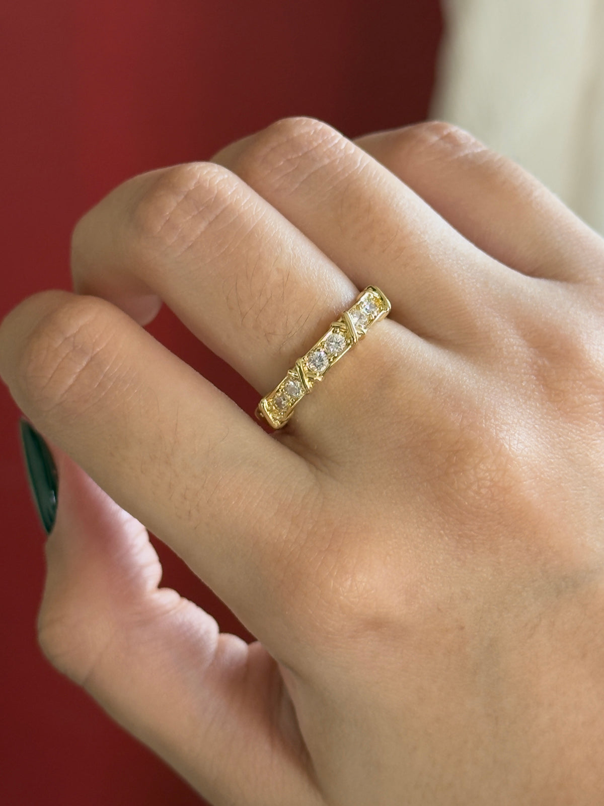 Anillo x y zirconias