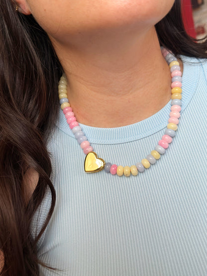 Collar multicolor corazón
